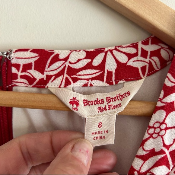 Brooks Brothers Red Floral V Neck Short Sleeve Swing Women Midi Dress SZ 8 - Picture 14 of 15